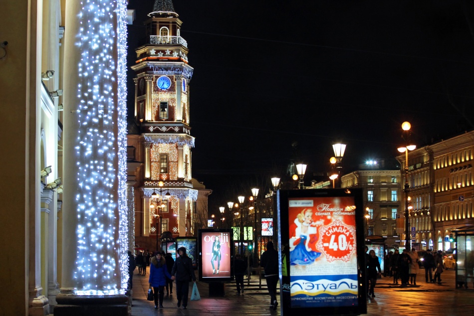 Где провести новогодние каникулы в Петербурге: необычные развлечения для всей семьи
